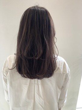 ルーチェココ ブラン(Lu'ce coco blanc) ロングレイヤー×スモーキーグレージュ