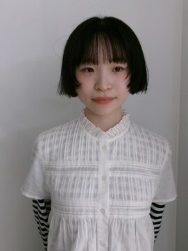 ポピンズ(poppins) ショートボブ