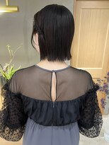 ローレン(LOREN)&nbsp;イメチェン/ホワイトブロンド/外ハネボブ/ワイドバング/栄/久屋