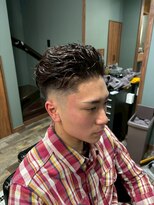 スタンドバーバー 柏(STAND BARBER)&nbsp;MEN’S HAIR/サーフカール/刈り上げセンターパート/柏