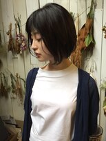 マグノリア(MAGNOLIA) ダークトーンで映えるボブ