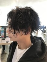 フィフス(fifth) ツイストスパイラルパーマツーブロックセンターパートメンズヘア