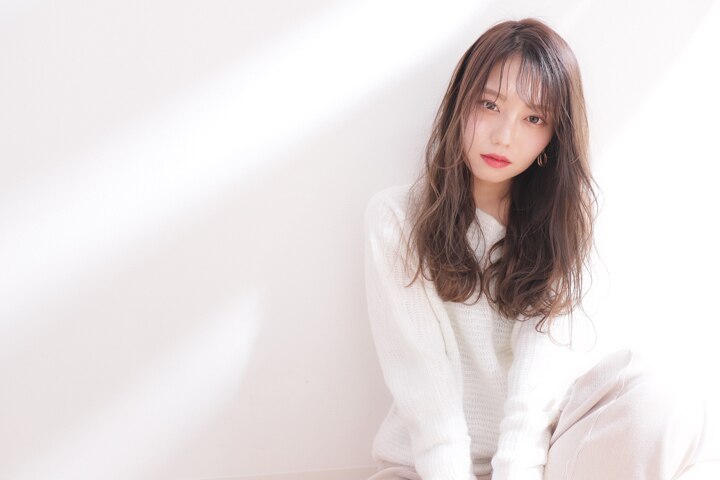 【 SHE 定番メニュー】デザインカット(シャンプーブロー込)/4000