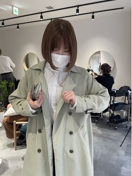 ディッシィ 立川(D'ICI) 《SAYAKA》ぱつっとBOB×ベージュ