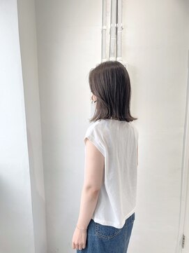 ミュー(Mu) ナチュラルグレージュ