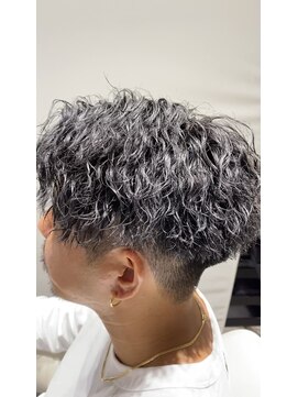 ノア(Noah) ツイストスパイラル/ツイストパーマ/波巻きパーマ/メンズサロン