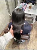自然でサラッと輝く縮毛矯正/輝髪ストレート