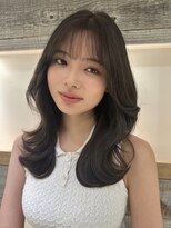 アイヴィー(IVY)&nbsp;ブリーチなしオリーブカラーくびれヘア【肥田亜沙美】