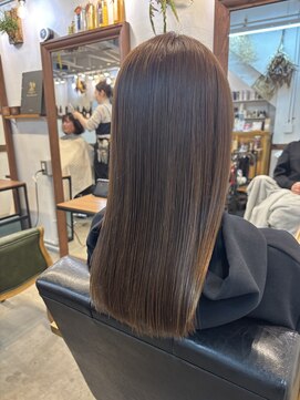 アイノベル(‘Inovel’) カット＋カラー＋oggi ottoトリートメント