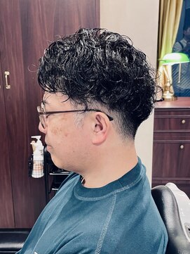 グレイスフルバーバーロンドン 大宮店(Graceful Barber London) 【40代男性】ロンドン七三ナチュラルパーマ(大宮/バーバー)