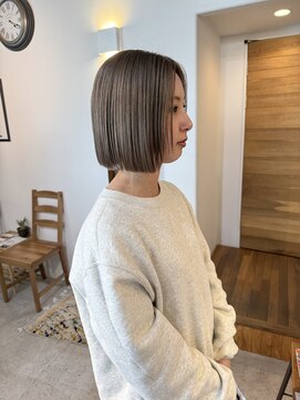 ワゴンヘアー(wagon hair) ぱつっとボブ×やわらかグレージュ