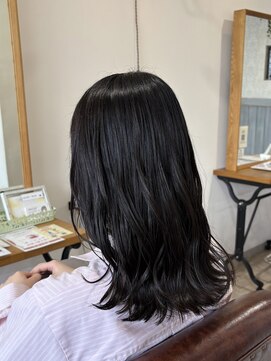 セライロ 千葉(celilo) カール/セミディ/シアーカラー/姫カット/千葉駅