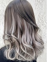 エノア 青山(ENORE)&nbsp;ブリーチ/ダブルカラー/グラデーションカラー/インナーカラー