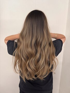 ウル(ulu) バレイヤージュ　ケアブリーチ　ベージュ　グレージュ　ブラウン