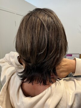 ロッカヘアエジェ(ROCCA hair eje.) グランマッシュエアリーウルフボブ