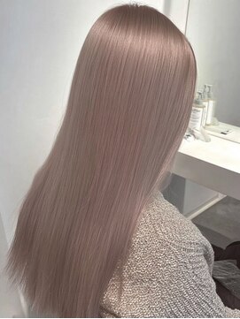 ミルクティー/ブリーチカラー/ウルフカット/レイヤーカット