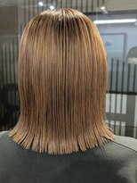 ジールヘアー(GIIL HAIR)&nbsp;切りっぱなしロブ/フロートベージュカラー