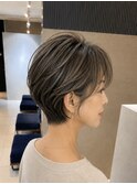 脱白髪染めハンサムショート