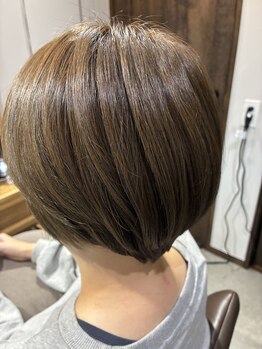 アタマメンテ。の写真/【年齢による髪質の変化に対応】ボリューム不足や乾燥によるパサつきをケアし、まとまりのある艶髪へ◎