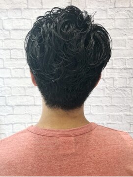 ミーティア バイ クアトロ(Meteor By QUATRO) ★メンズパーマ★