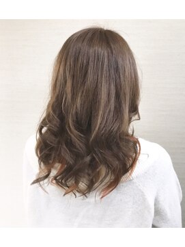 美容室テク アート バイ シック インナーカラーオレンジ