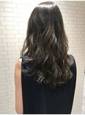 マットグレージュハイライト