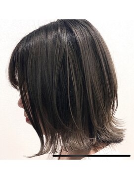 ビビグランジュテ(BiBi) 高知　南国市　BiBi glandjete　切っぱ暗髪アッシュグレー