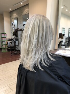 ケリーズグリーン(Kelly's Green) ホワイト×White