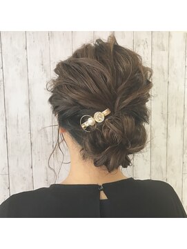 ジョンジョン(JOHN JOHN) 結婚式ヘア