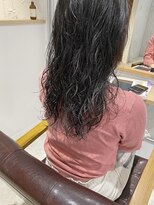 コフィー バイ メルト 吉祥寺(cofy by melt)&nbsp;【三ツ井純】大人かわいいほつれパーマダメージレス暗髪アッシュ