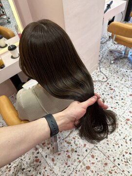 ボタン シブヤ(VOTAN SHIBUYA) 韓国ヘア/くびれヘア/透明感カラー/オリーブグレージュ