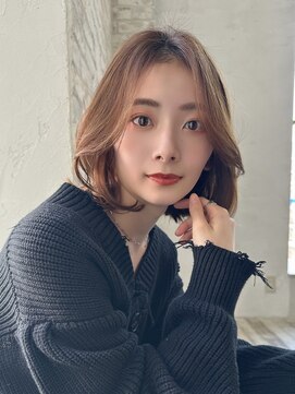 ジョエミバイアンアミ(joemi by Un ami) 【joemi】くびレイヤーエモージュ小顔美髪(小倉太郎