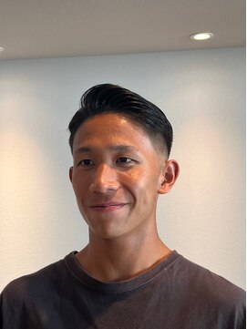 グルーマーズトウキョウ 渋谷店(GROOMER/S TOKYO) スキンフェードサイドパート