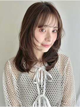 ローネス(LONESS) レイヤーカット/ブラウンベージュ/ミディアム