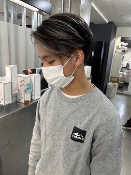 メンズサロン キング 高槻店(Men’s salon K!ng) 波巻きツイストスパイラルパーマ/フェザーパーマ/眉毛/メンズ