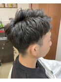 刈り上げショートアップバング