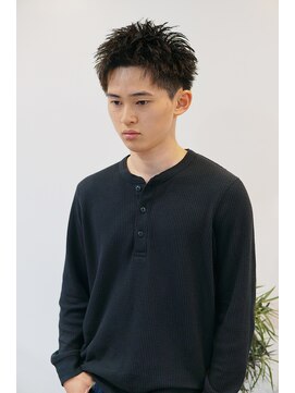 ネイヴィル(navile) 刈り上げショートスタイル