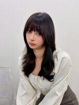 ヒュー 広島(HEW)&nbsp;くびれレイヤーカットダークグレージュ20代30代大人かわいい