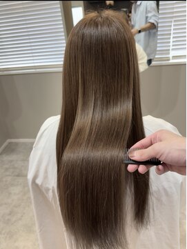 ダイアモンドリリーキートス(Diamond Lily kiitos) アッシュブラウン 一宮/一宮駅/透明感カラー/ワンカラー