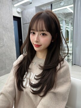 キティー サカエ(kiti SAKAE) グレージュ/レイヤーカット/ハッシュカット/オリーブベージュ/栄