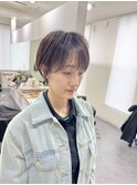 【片山陽基】ニュアンスカラーと透け感のあるベリーショート