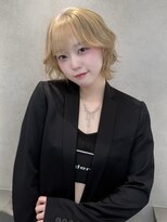 オニキス(ONYX) h66 ホワイトベージュ表参道レイヤーカット