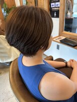 ヘアカラーファクトリー 大人ショート
