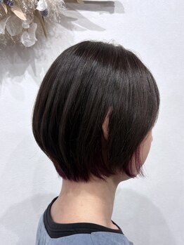コク(COQU.)の写真/骨格や髪質を見極め、ミリ単位まで計算された高いカット技術で、360度どこから見ても美しいスタイルに♪