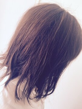 美容室ベーセベーゼ 朝霞店(B C B G) 外ハネエアリーボブ　 [BCBG朝霞店]