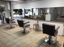 ソア(soa)の雰囲気（Cut space）