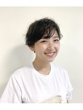 ナループロア ハチ(Nalu pu loa hachi) ショートヘア/ハンサムショート/ショートパーマ