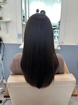トッカ ヘアアンドトリートメント 難波店 アンジーベホマのつやさらロング