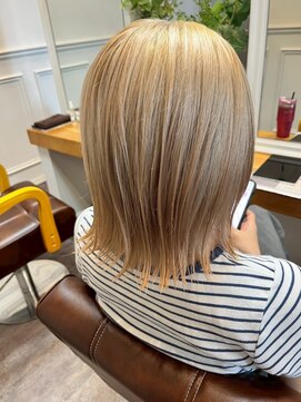 クロエ バイ ラヴィズム 新潟ビルボードプレイス2店(CLOE by LUVISM) ブロンドボブ