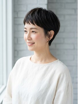 ヘアーサロン 6(hair salon) 大人前髪オン眉ベリーショート